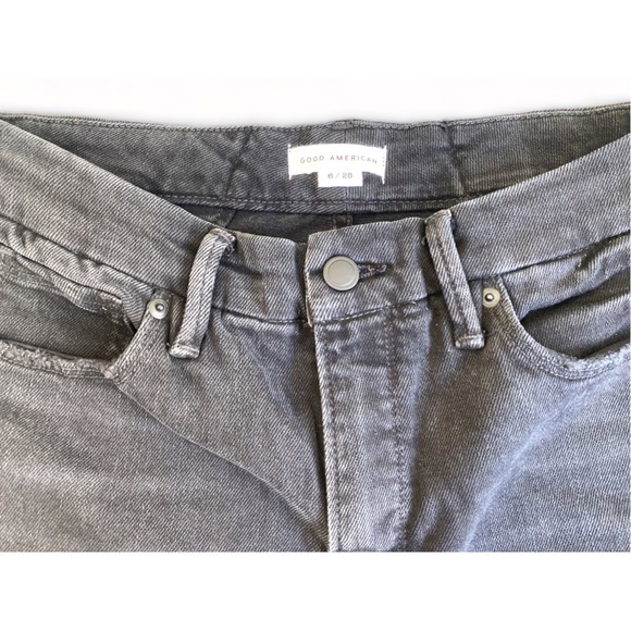 Good American “Good Legs Straight Jeans” - Picture 3 of 4